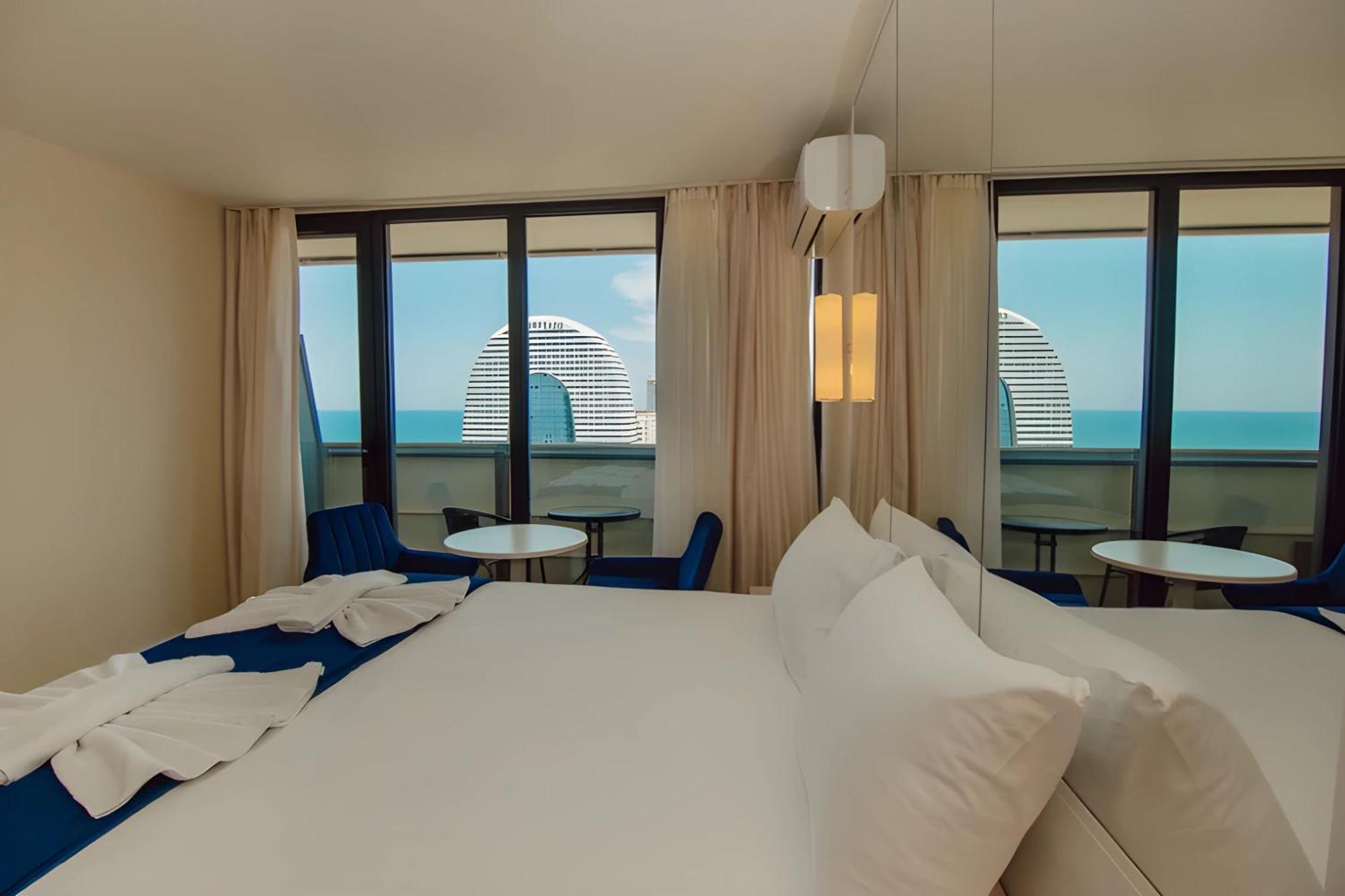 Suites Orbi City Aparthotel Батуми Экстерьер фото