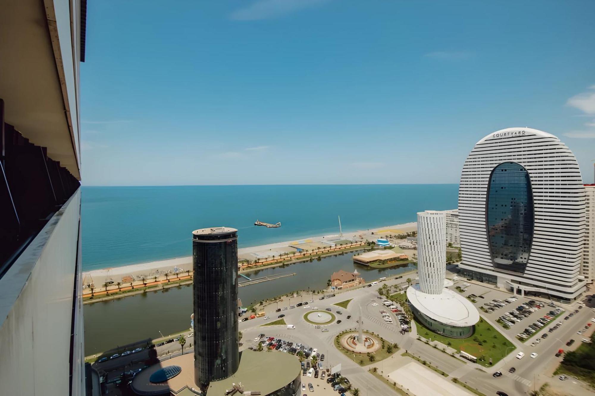 Suites Orbi City Aparthotel Батуми Экстерьер фото